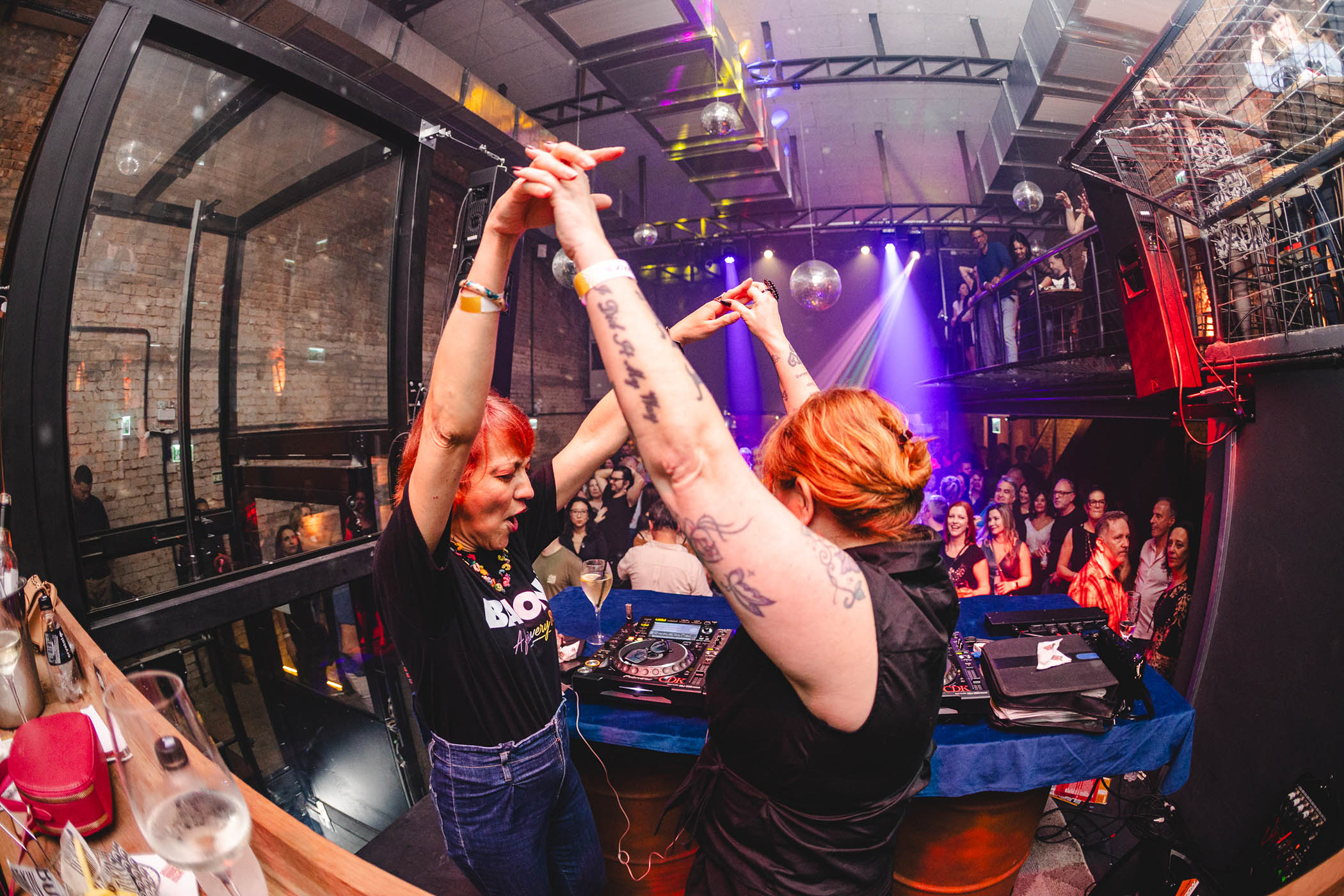 Festa anos 80 e 90 - Balonê *A Festa VERY 80s!