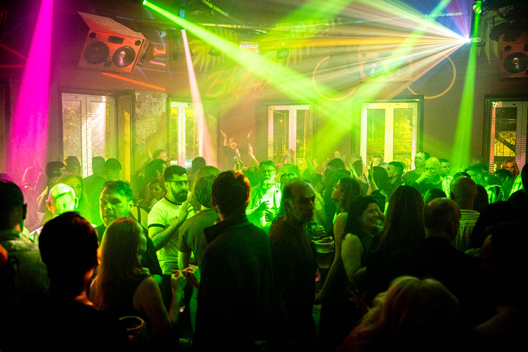 BALONÊ * A FESTA VERY 80S!