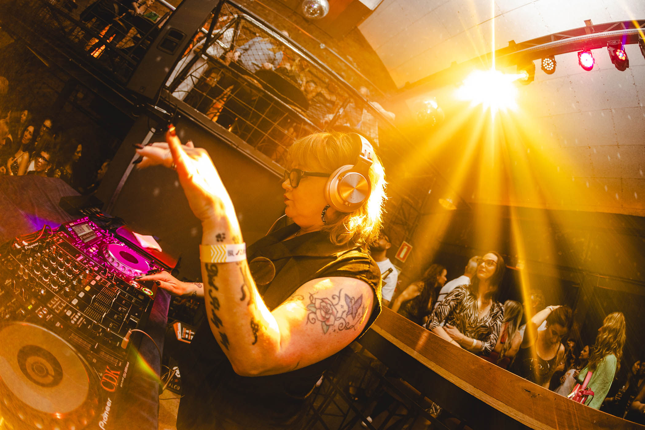 Festa anos 80 e 90 - Balonê *A Festa VERY 80s!