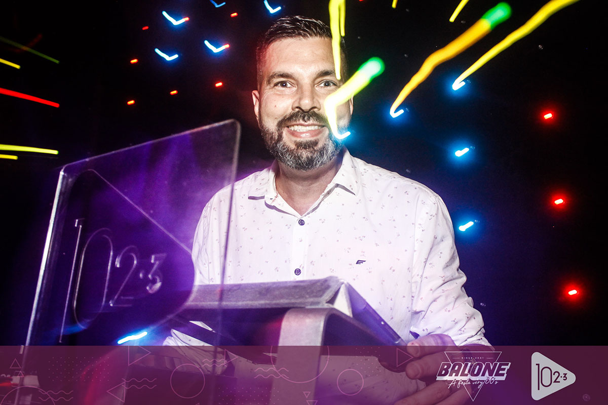 A Festa VERY 80s & 90's chega em clima radiofÃ´nico! 