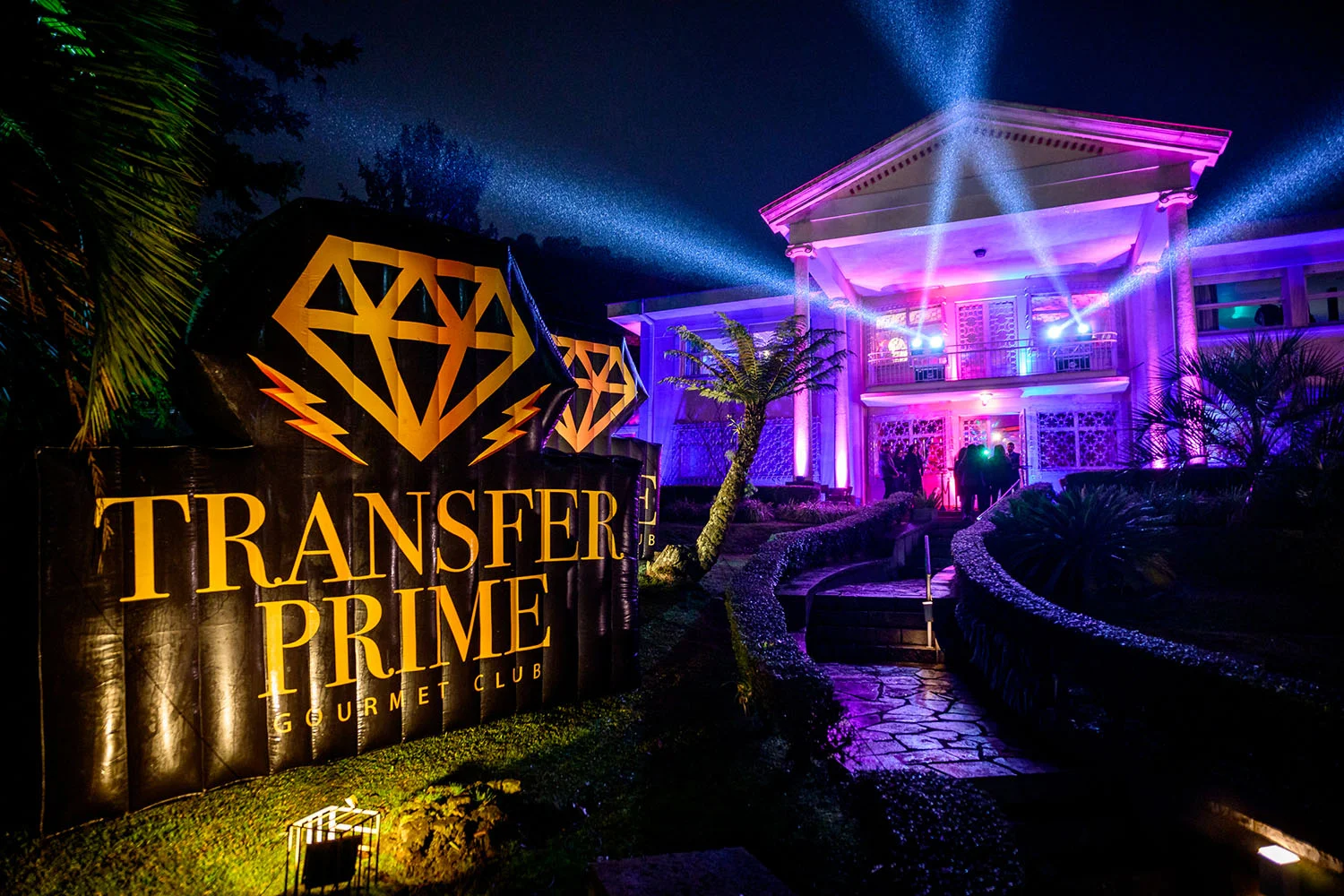 EnriqueSalgado_BALON�-6344